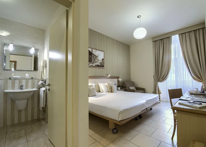 Domus Australia Hotel